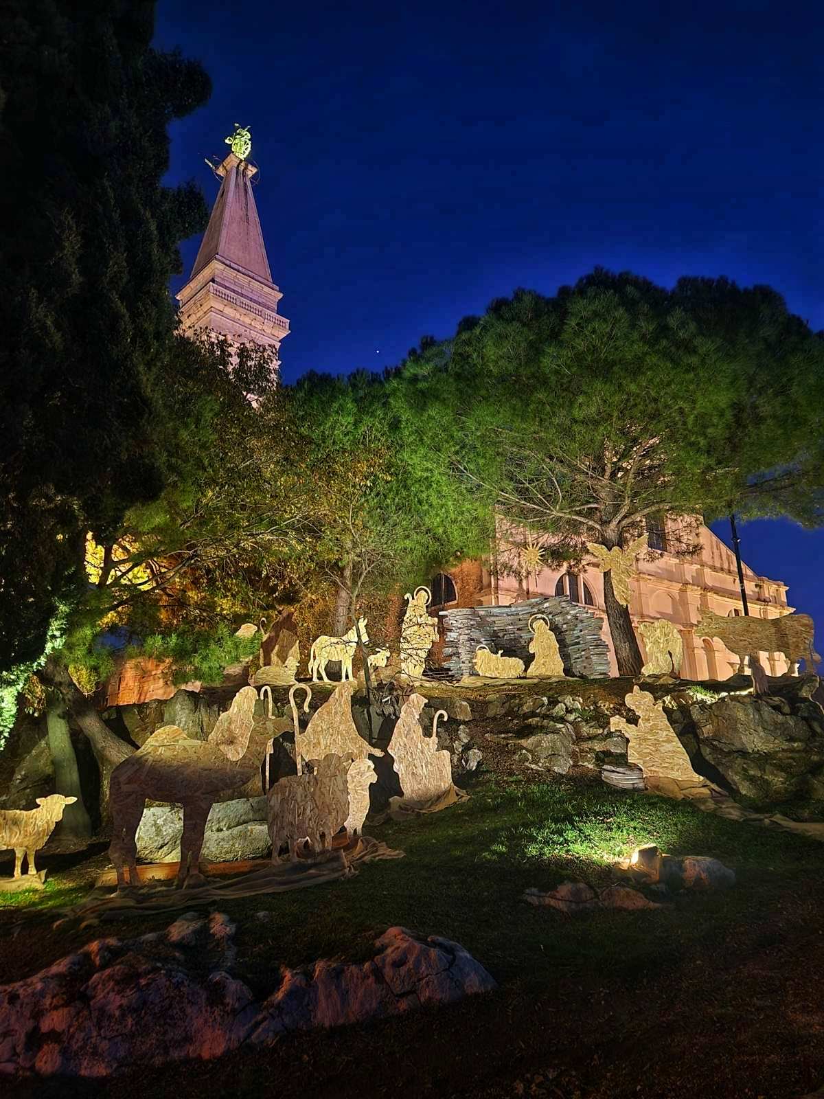 JASLICE – DJELO UČENIKA LIKOVNE GRUPE 